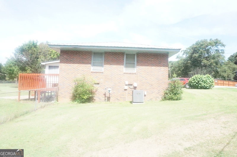 Photo 19 of 72 Bell Street