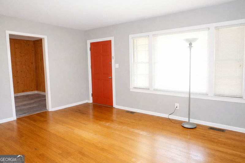 Photo 5 of 72 Bell Street