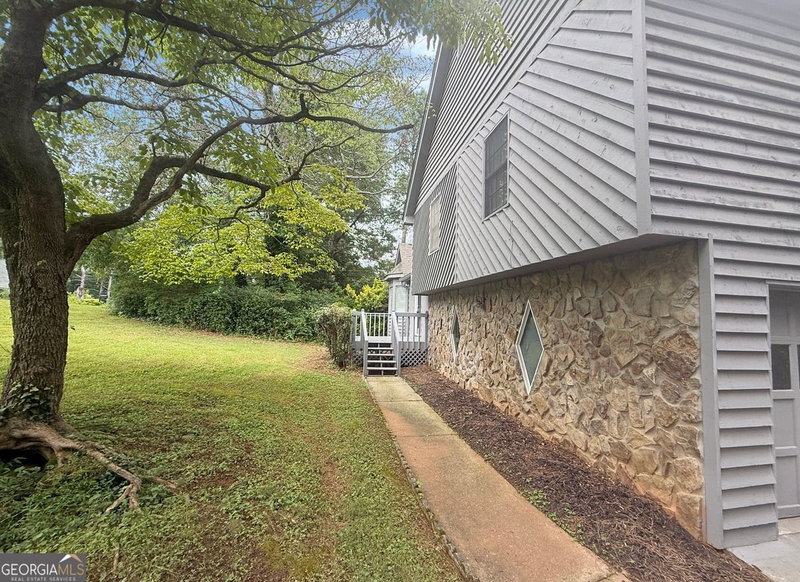 Photo 2 of 105 Arbour Run