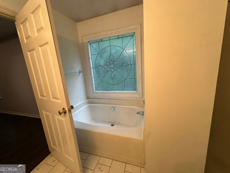 Photo 4 of 1735 Silver Way