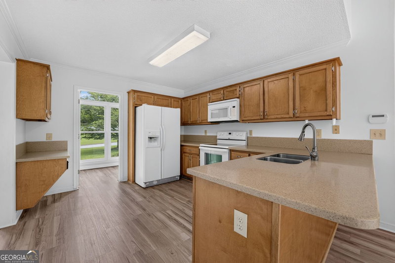 Photo 11 of 155 Noble Forest Drive