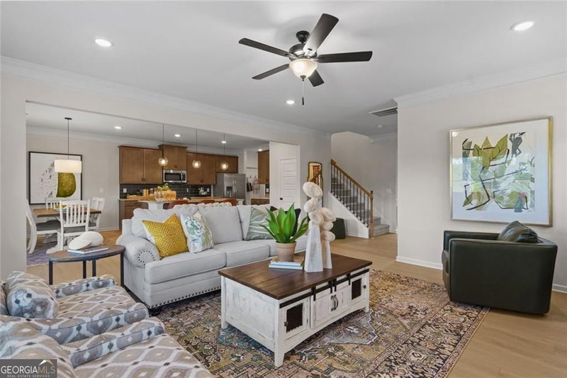 Photo 7 of 308 Oakmont Drive