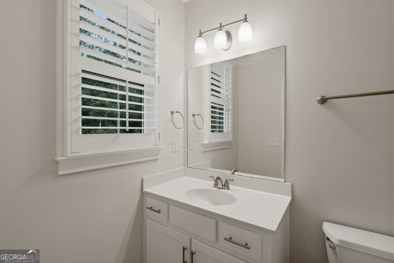 Photo 21 of 210 Enfield Lane