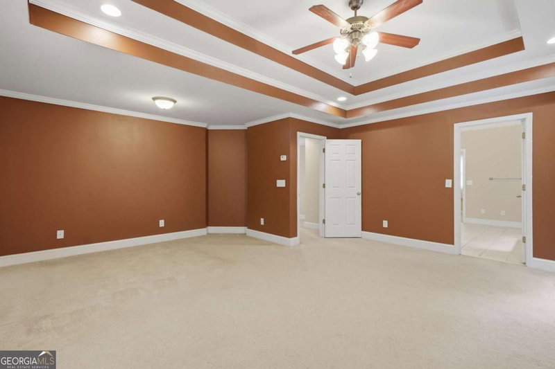 Photo 31 of 306 Sheridan Place