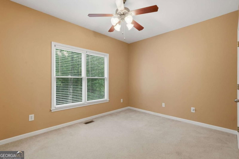 Photo 10 of 306 Sheridan Place