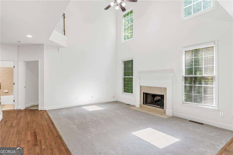 Photo 9 of 5678 Coopers Glen Court SW