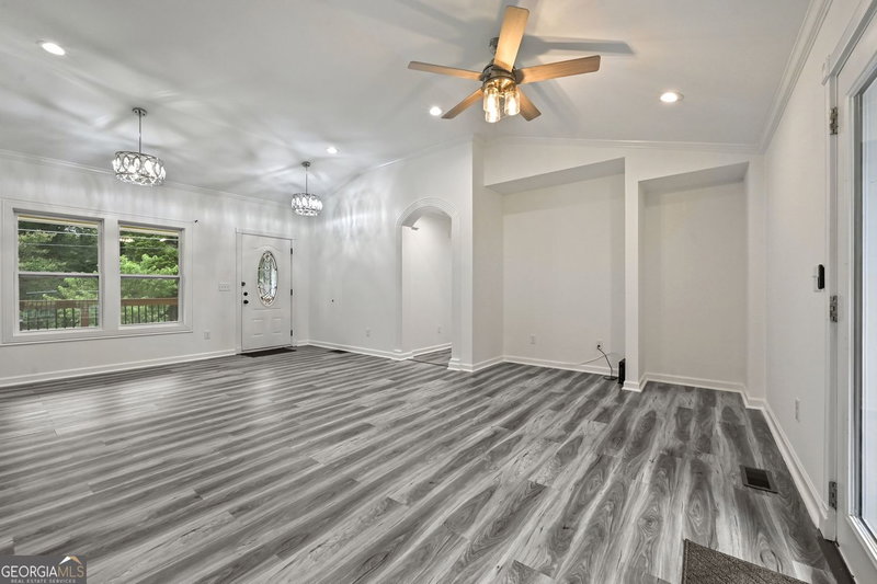 Photo 15 of 1752 Atherton Drive