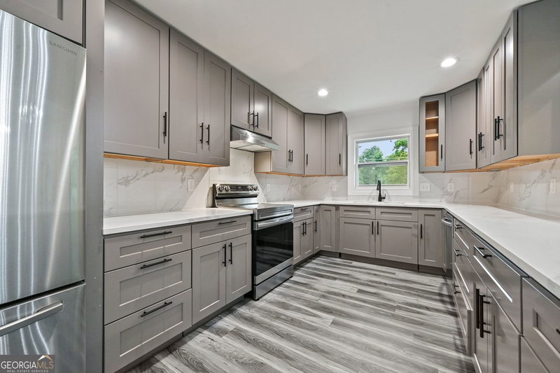 Photo 20 of 1752 Atherton Drive