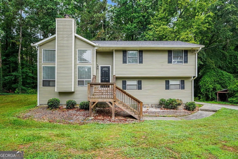 2311 Weatherly Court