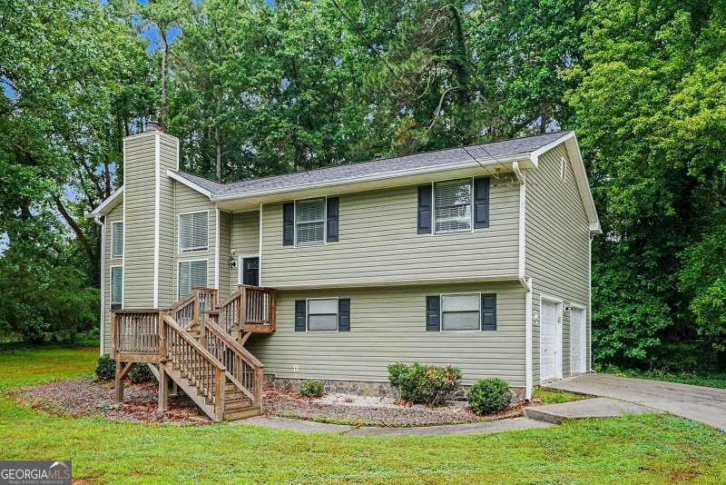 Photo 3 of 2311 Weatherly Court