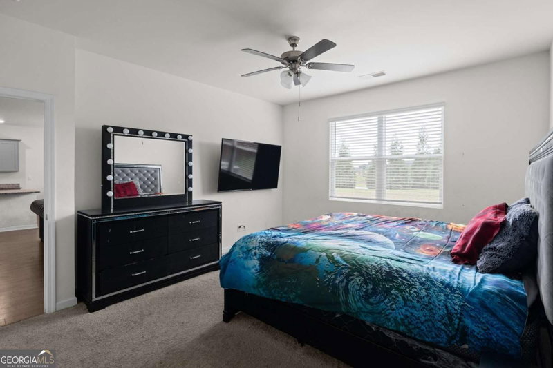 Photo 9 of 245 Canberra Way