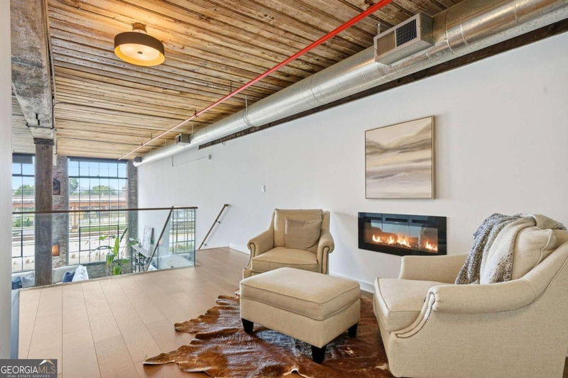 Photo 36 of 170 Boulevard SE #309E