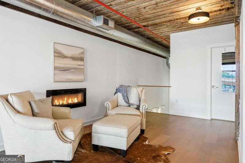 Photo 37 of 170 Boulevard SE #309E