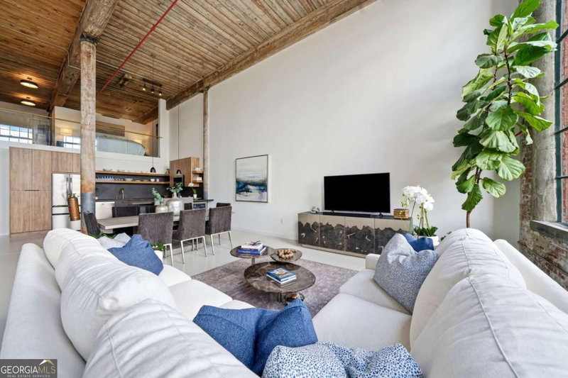 Photo 7 of 170 Boulevard SE #309E