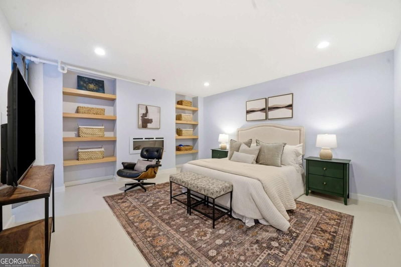Photo 43 of 170 Boulevard SE #309E