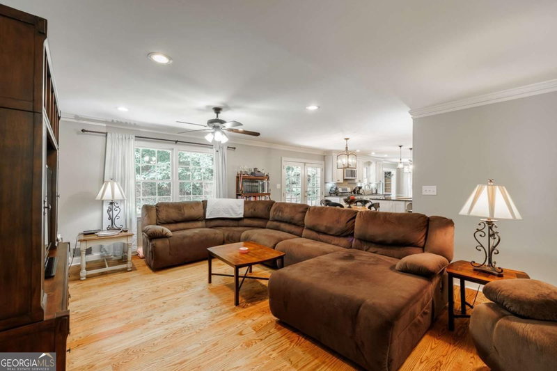 Photo 20 of 530 Westview Drive