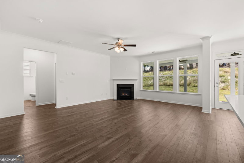 Photo 11 of 13728 Homer Lane SE