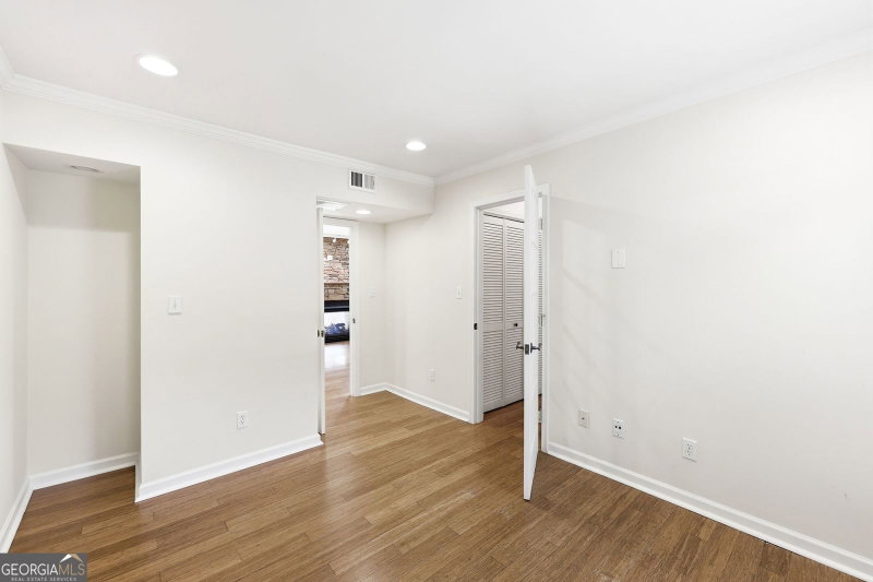 Photo 18 of 6500 Gaines Ferry Road #D-6
