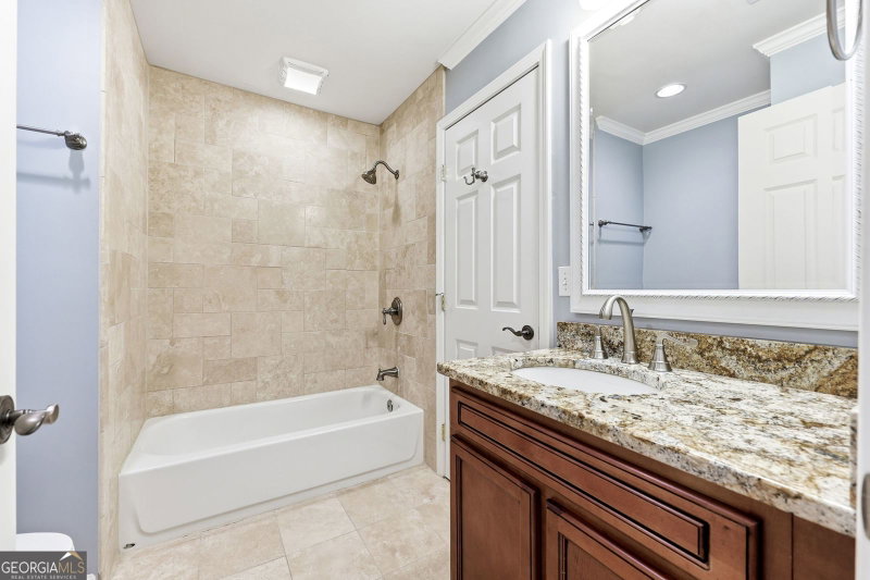 Photo 25 of 6500 Gaines Ferry Road #D-6