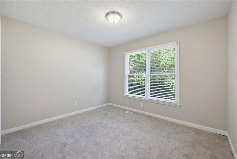 Photo 24 of 10 Fairhaven Court