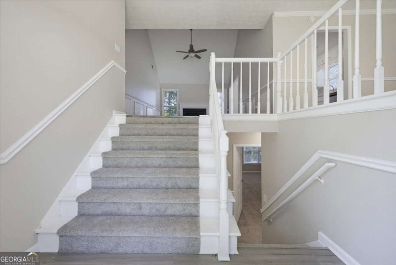 Photo 5 of 10 Fairhaven Court