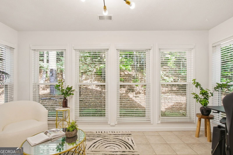 Photo 22 of 4013 Lake Pointe Circle