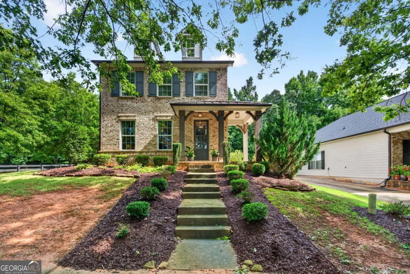 301 Edgewater Drive