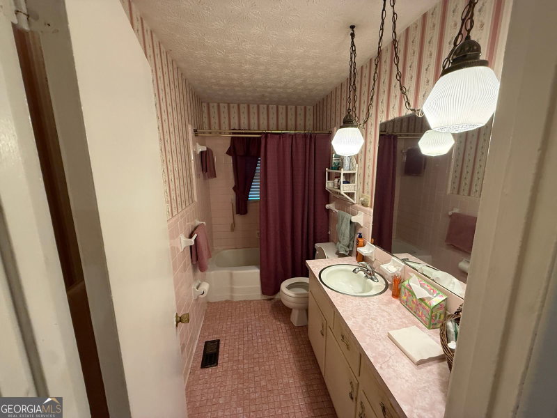 Photo 15 of 954 Bryant Street SW
