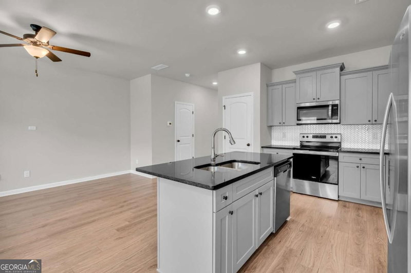 Photo 11 of 7106 Chara Lane SW