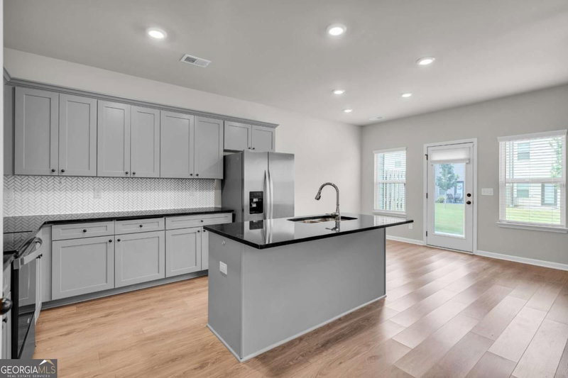 Photo 12 of 7106 Chara Lane SW