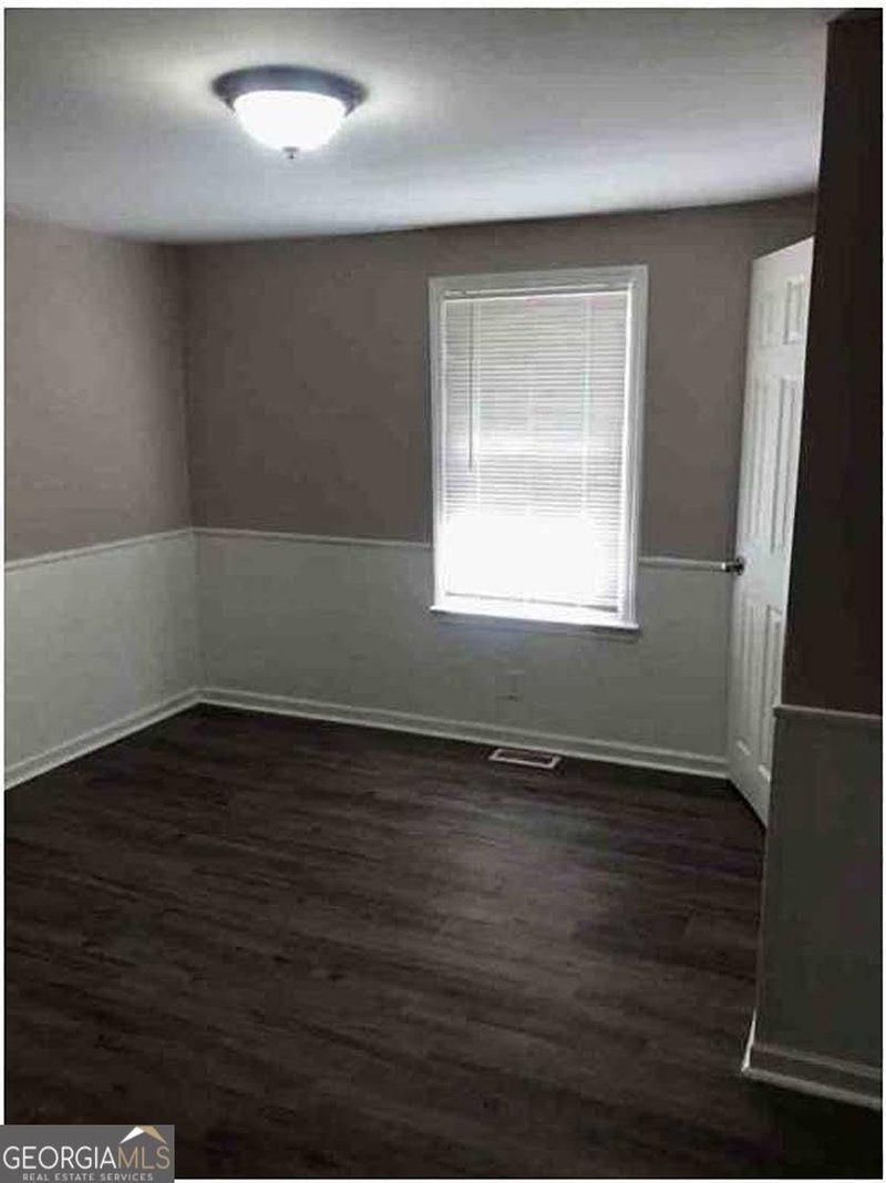 Photo 7 of 142 Dahlia Avenue NW