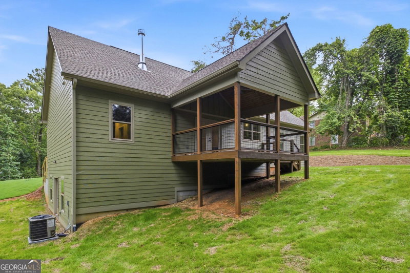 Photo 32 of 238 Singing Hills Drive