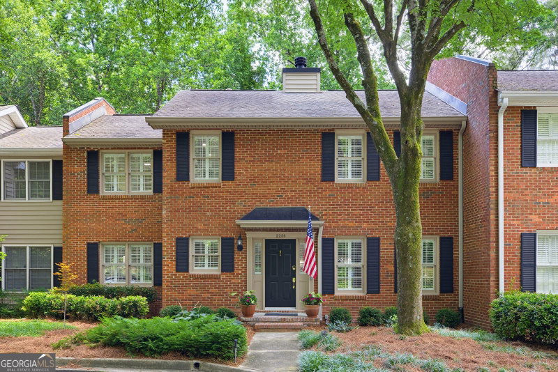 2236 Bohler Road NW