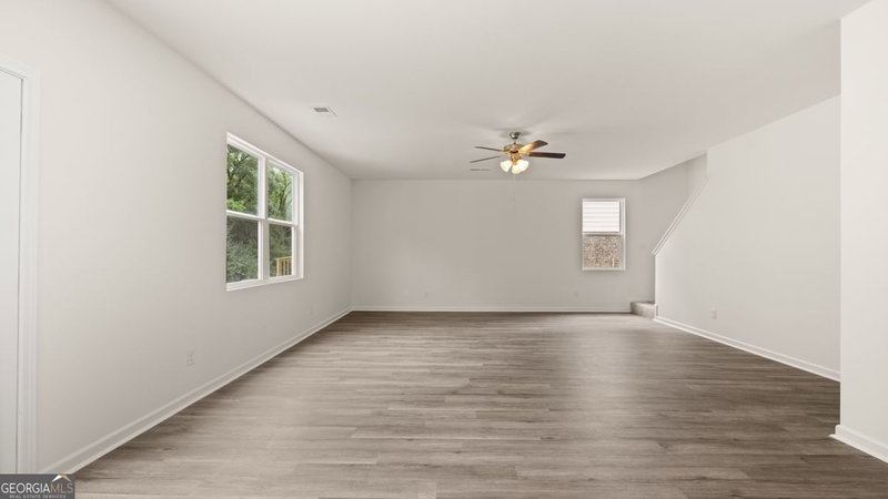 Photo 12 of 37 Weymouth Drive