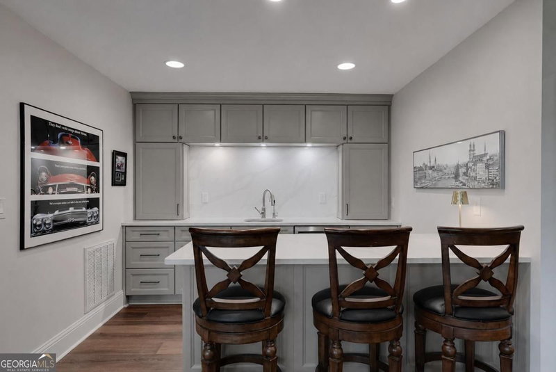 Photo 43 of 2031 Hixons Bluff