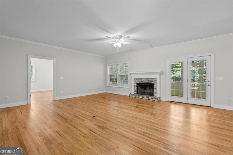 Photo 14 of 5149 Woodmond Drive