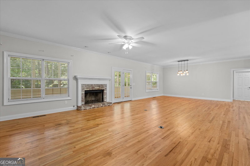 Photo 15 of 5149 Woodmond Drive