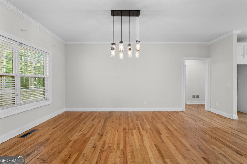 Photo 17 of 5149 Woodmond Drive