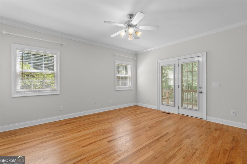 Photo 18 of 5149 Woodmond Drive