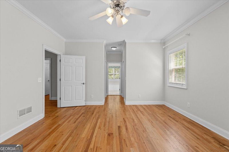 Photo 19 of 5149 Woodmond Drive