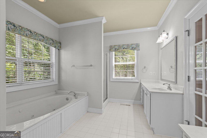 Photo 23 of 5149 Woodmond Drive