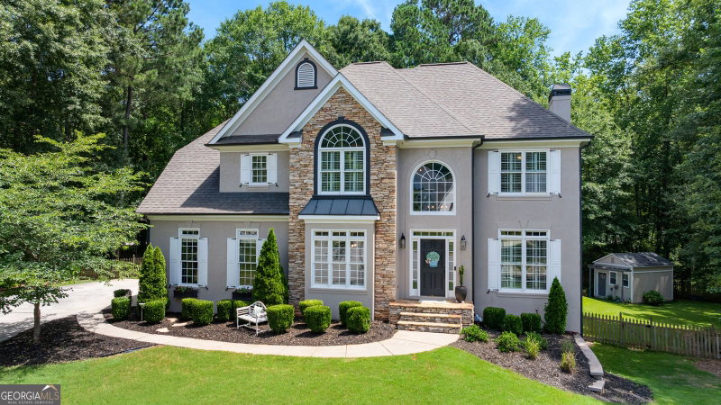 Photo 2 of 205 Knollwood Court