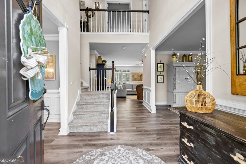 Photo 6 of 205 Knollwood Court