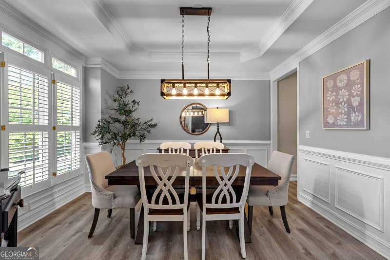Photo 9 of 205 Knollwood Court