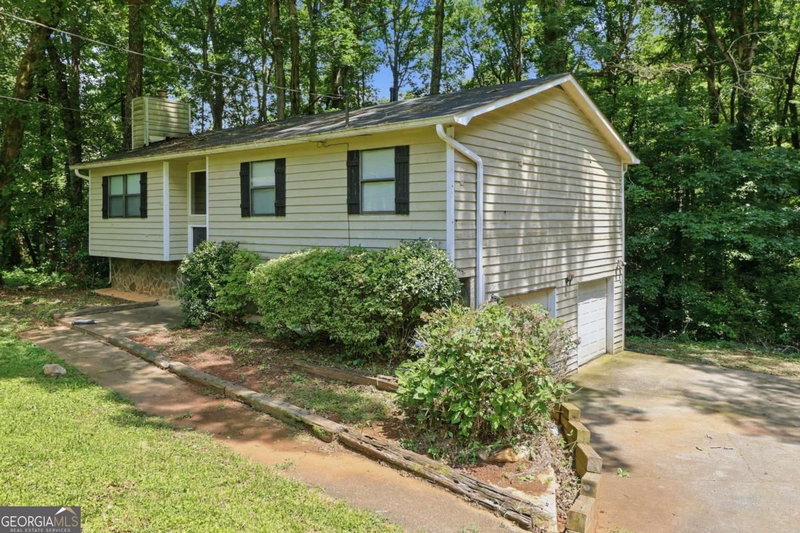 3750 Junior Lane