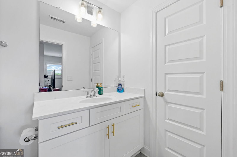 Photo 42 of 185 Cedara Drive