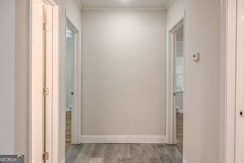 Photo 18 of 1806 Maple Street