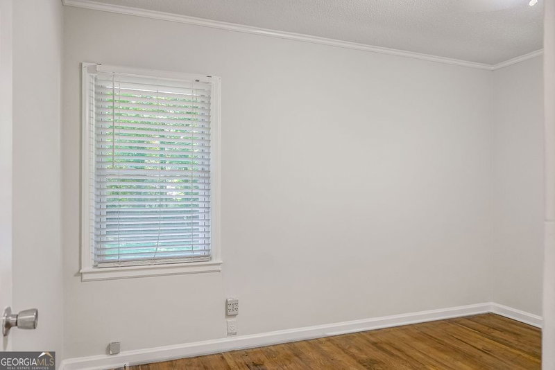 Photo 19 of 1806 Maple Street