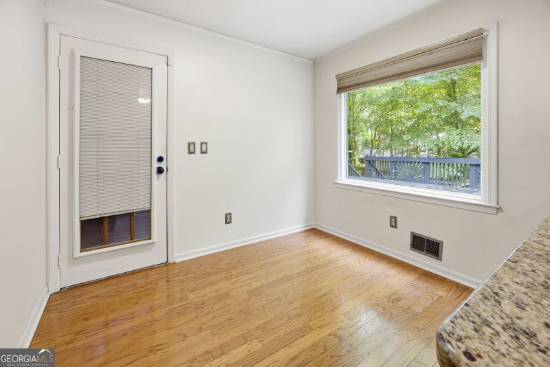 Photo 19 of 4812 Lismoor Trace SW