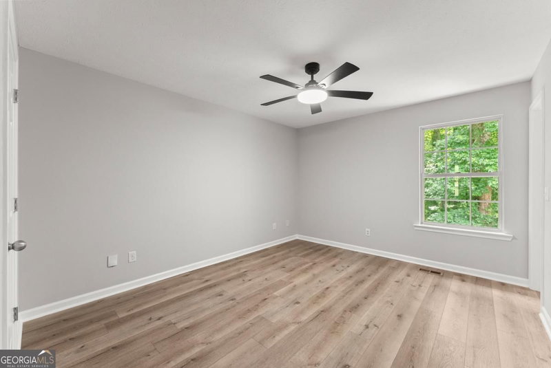 Photo 18 of 3030 Meadowridge Drive